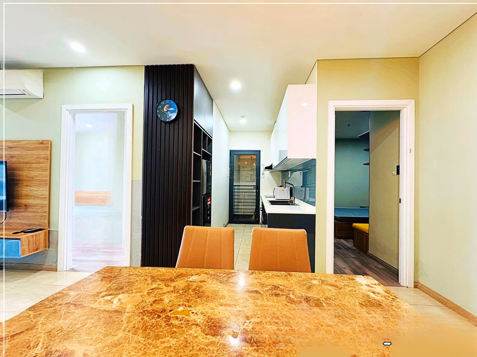 2 bedroom apartment for rent at The Monarchy B, Tran Hung Dao, Son Tra. Available, beautiful interior as pictured