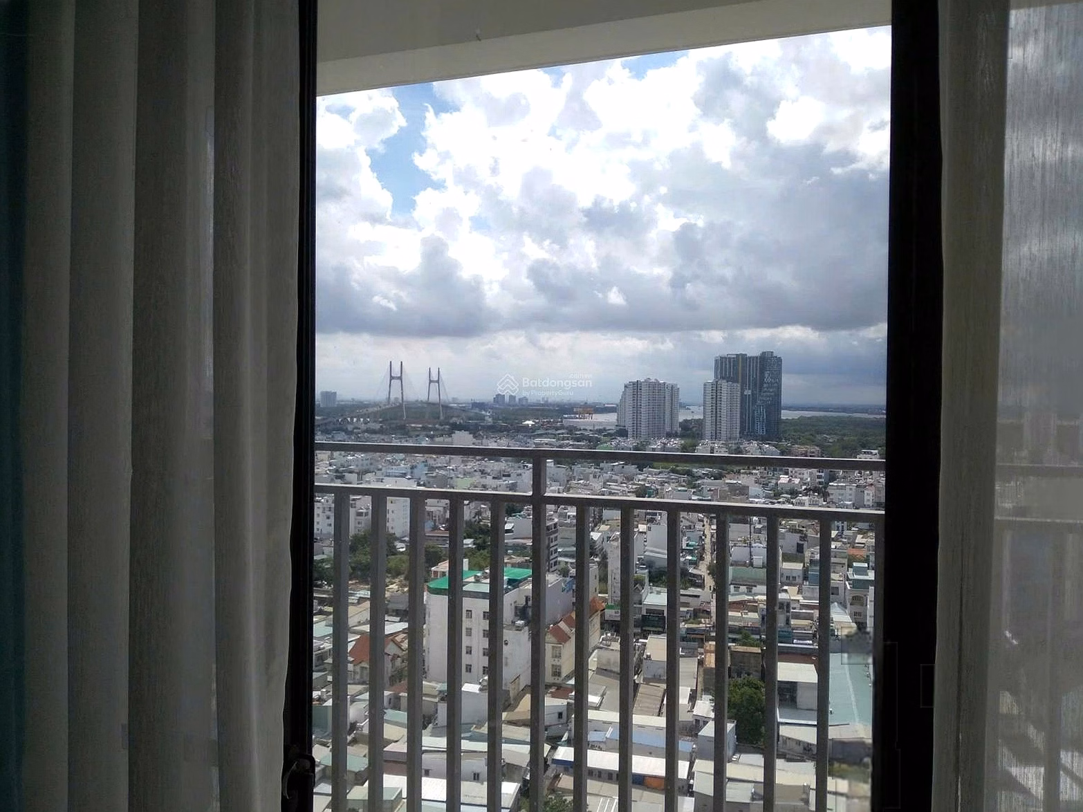 The View, 91m2 - 2 bedrooms - 2 bathrooms, fully furnished, Rental price: 20 million/month***