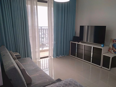 The View, 91m2 - 2 bedrooms - 2 bathrooms, fully furnished, Rental price: 20 million/month. Contact 0966 733 ***