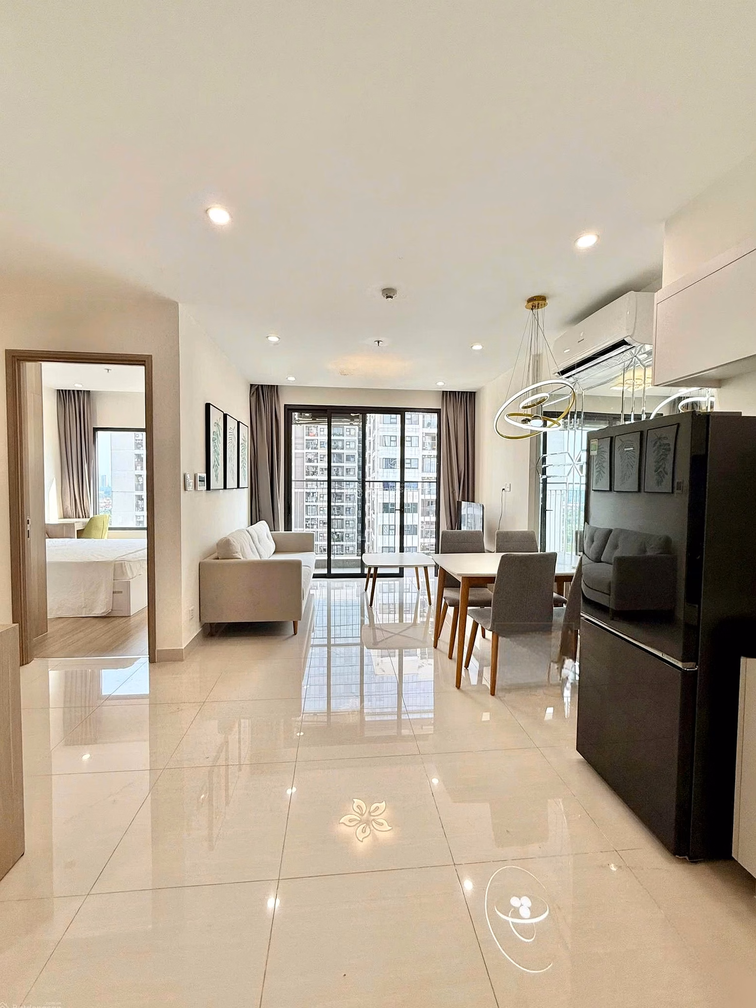 Need to rent urgently 1 bedroom apartment + 43m² S2.17 with reception, open view, fully furnished, only 7 million, move in immediately