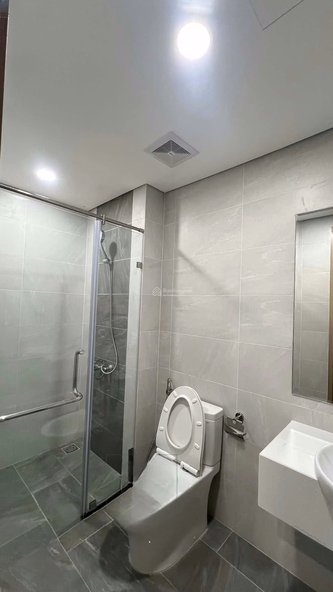 1n1vs 45m2 for rent with gym, game area, library, play area, new house with swimming pool only 7 million