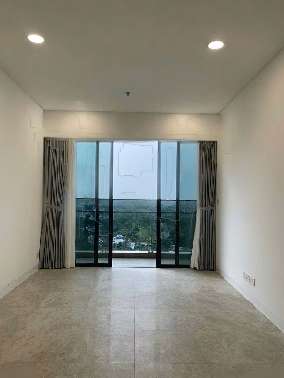 Leftover 2 bedroom 2 bathroom apartment 94m2 - 27 million right at The River Thu Thiem