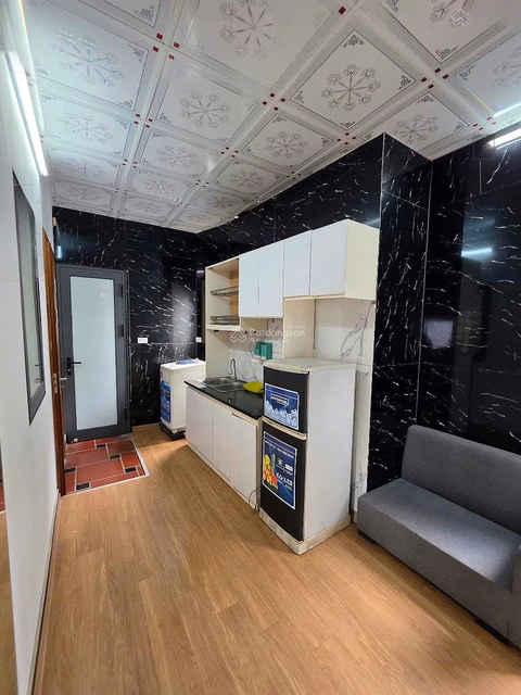 Apartment for 01 guest, 02 bedrooms, price only 8 million/month, fully furnished including: Air conditioner, hot and cold water, kitchen...