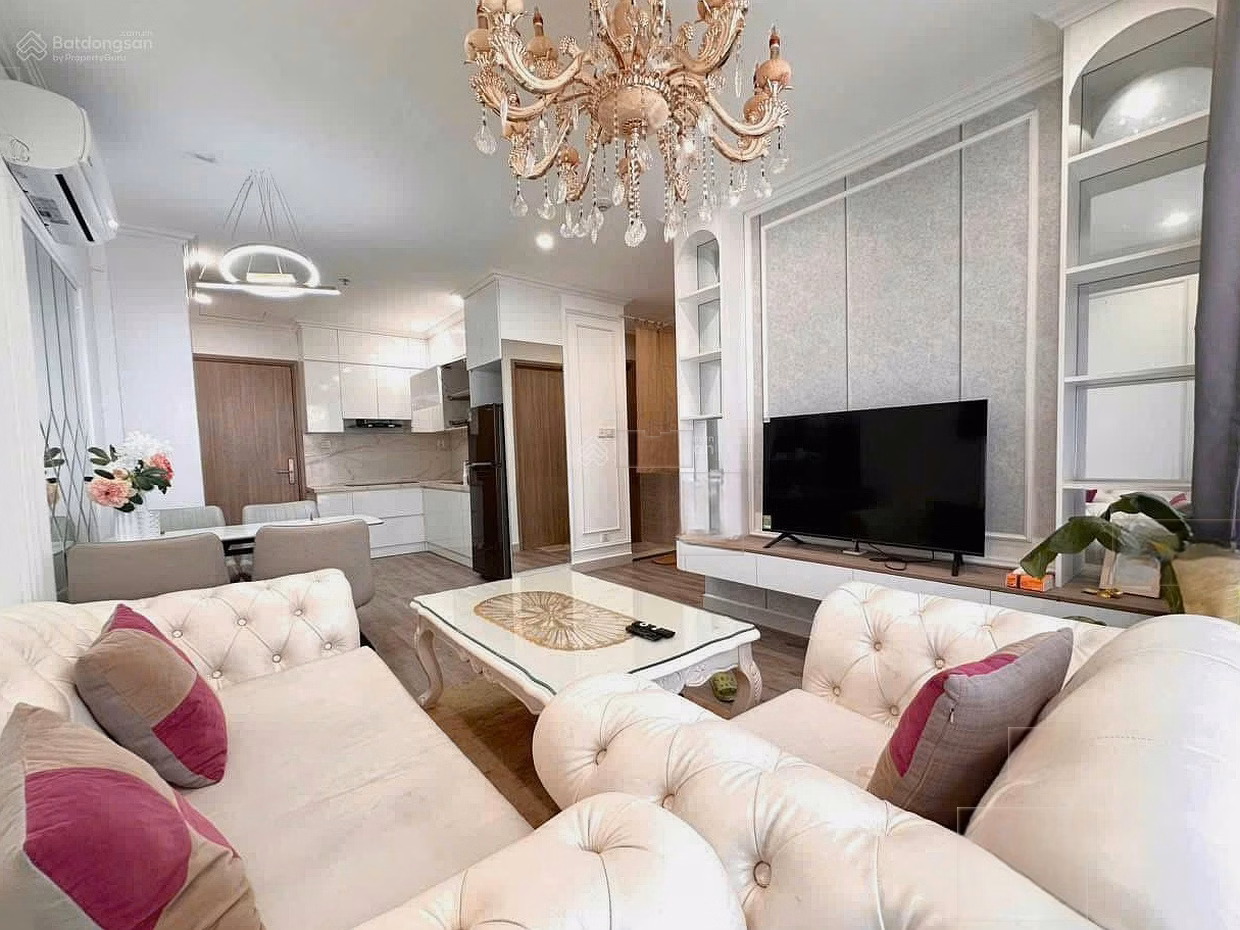 The owner cut a loss of 300 million on a 2-bedroom apartment for only 3.4 billion including fees at Vinhomes Ocean Park - Interior as pictured