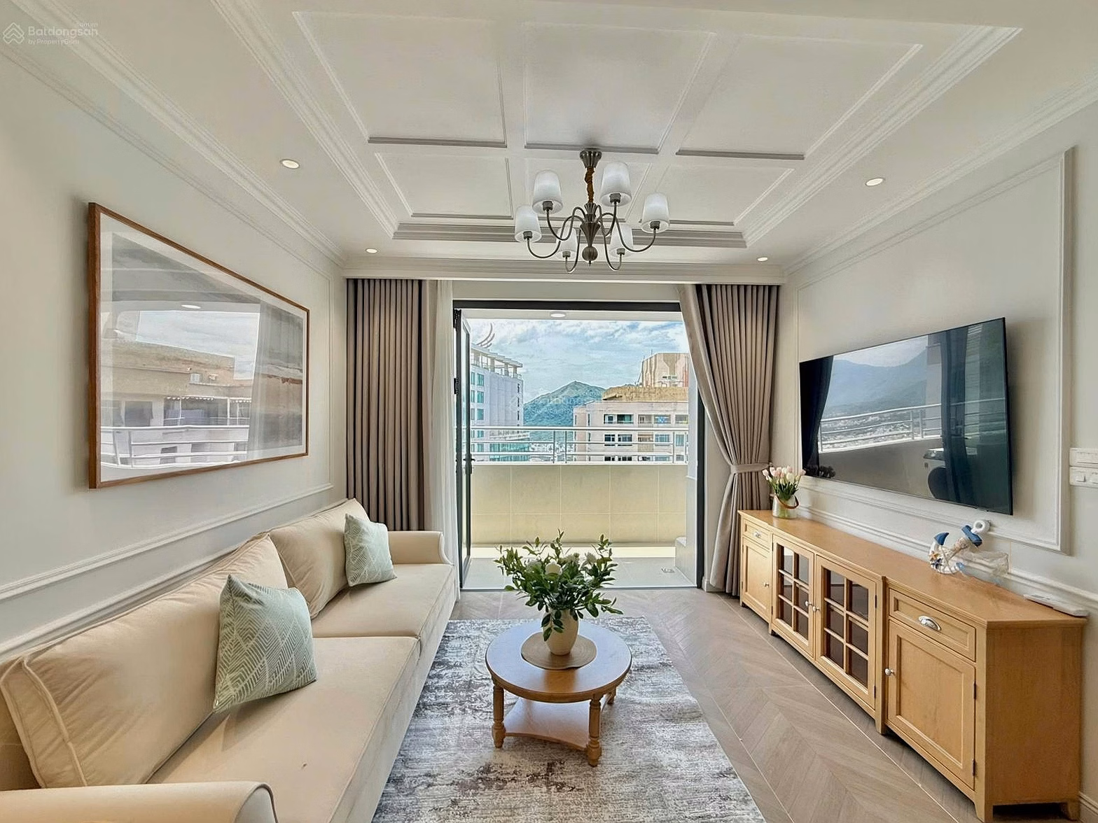 Highly located cash flow apartment worth investing in for a penthouse resort (apartment located on a high floor)