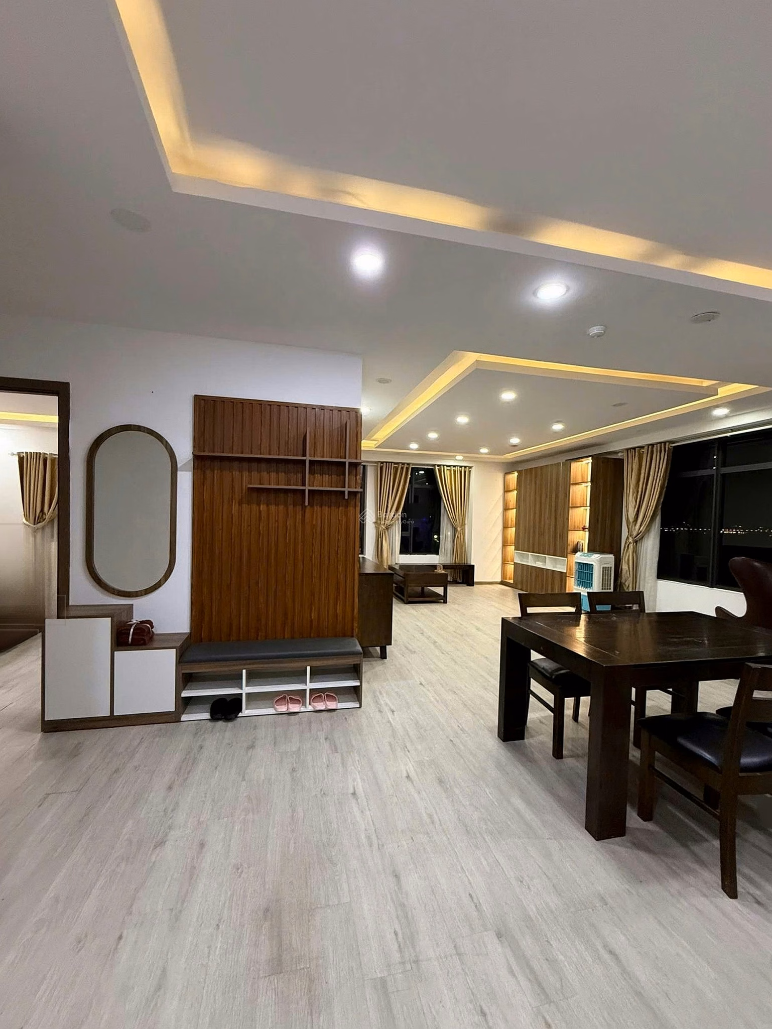 Super rare sea view corner apartment in Muong Thanh Vien Trieu