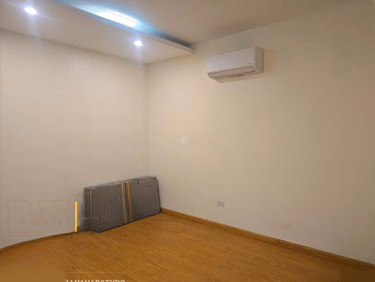 Airy 3-bedroom apartment for rent at CC Gelexia Reverside 885 Tam Trinh
