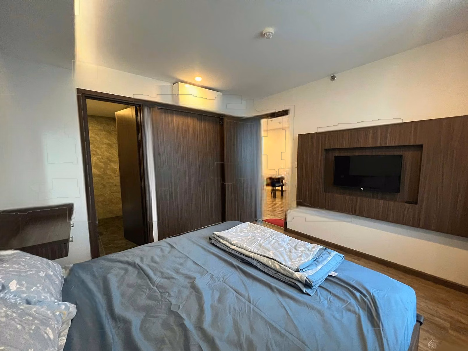 The owner sells apartment 3802 at Virgo Nha Trang hotel
