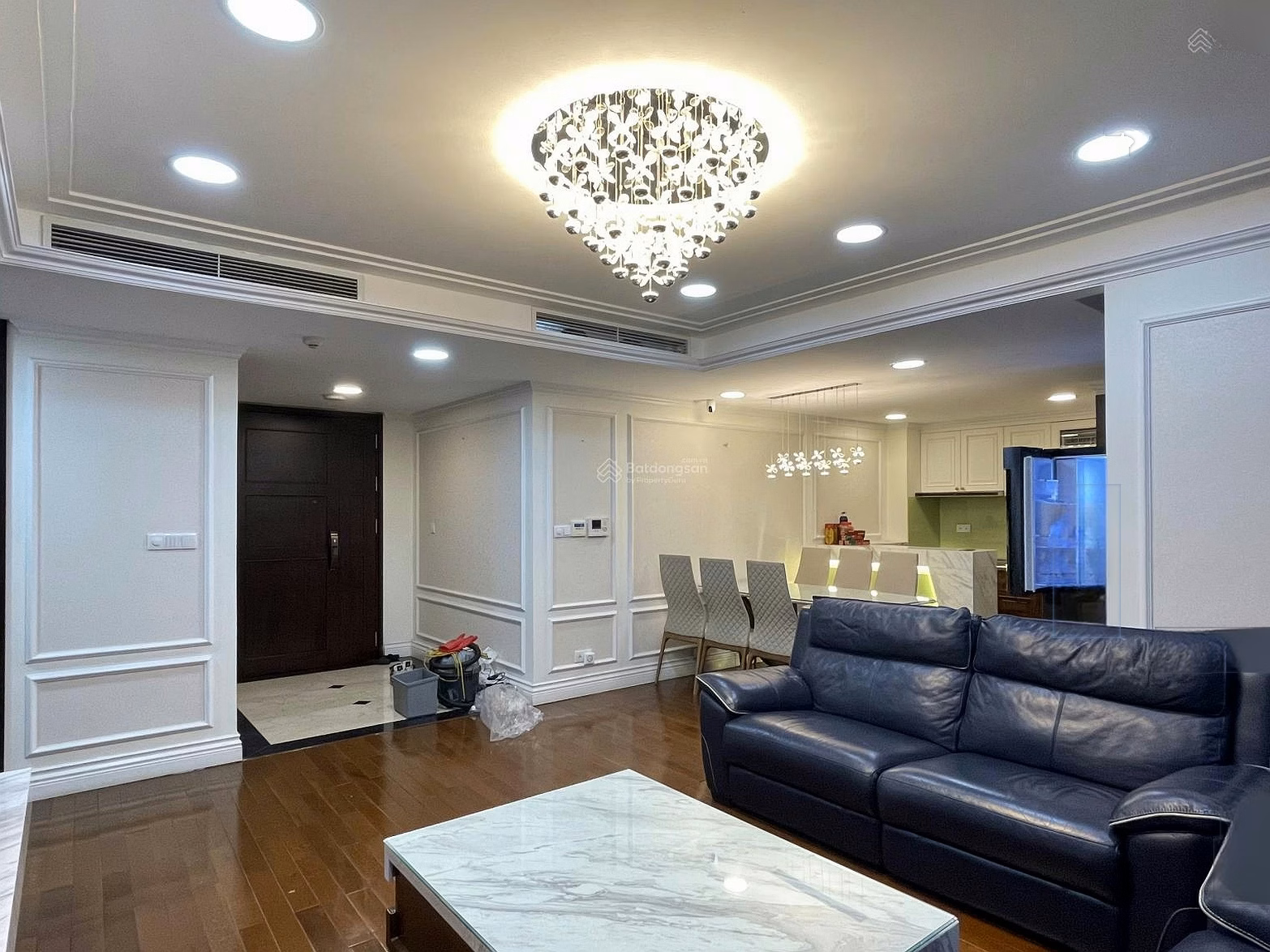 2 bedrooms, 2 bathrooms, 120m2 Hoang Thanh Tower - 114 Mai Hac De, high quality furniture, move in immediately
