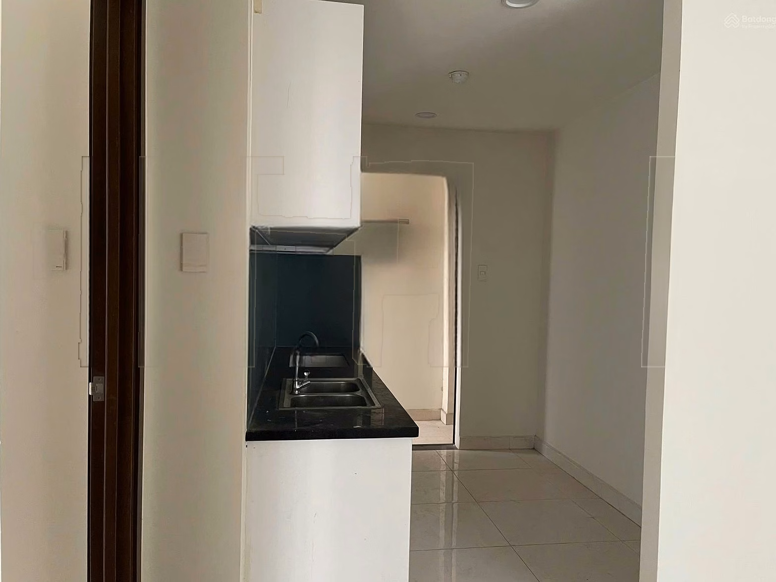 Selling 3-bedroom corner apartment, 80m2, Green River CC, District 8 - New, unused house