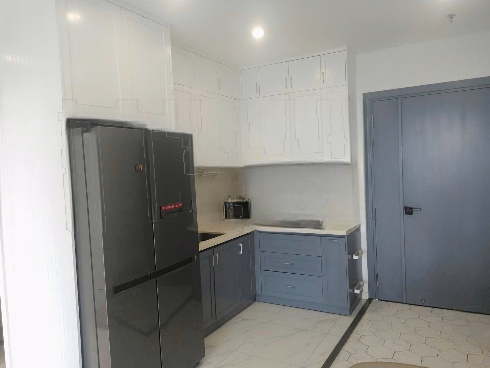 I rent My Dinh Pearl block P2 - 2 bedrooms/2 bathrooms - fully furnished - 17 million/month - Move in immediately. There is a slot to send a car
