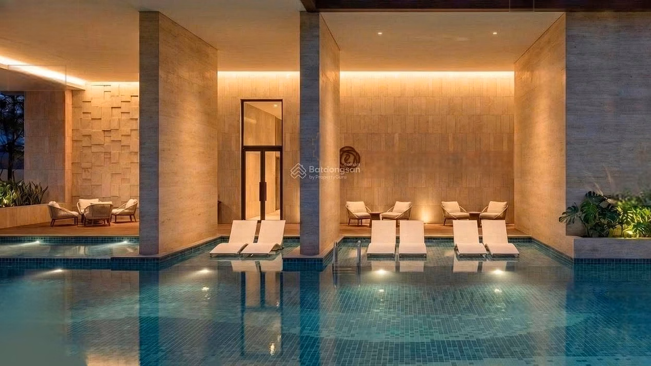 Open for sale Camellia Son Tra beach apartment, beautiful view to Son Tra peninsula and Linh Ung Pagoda