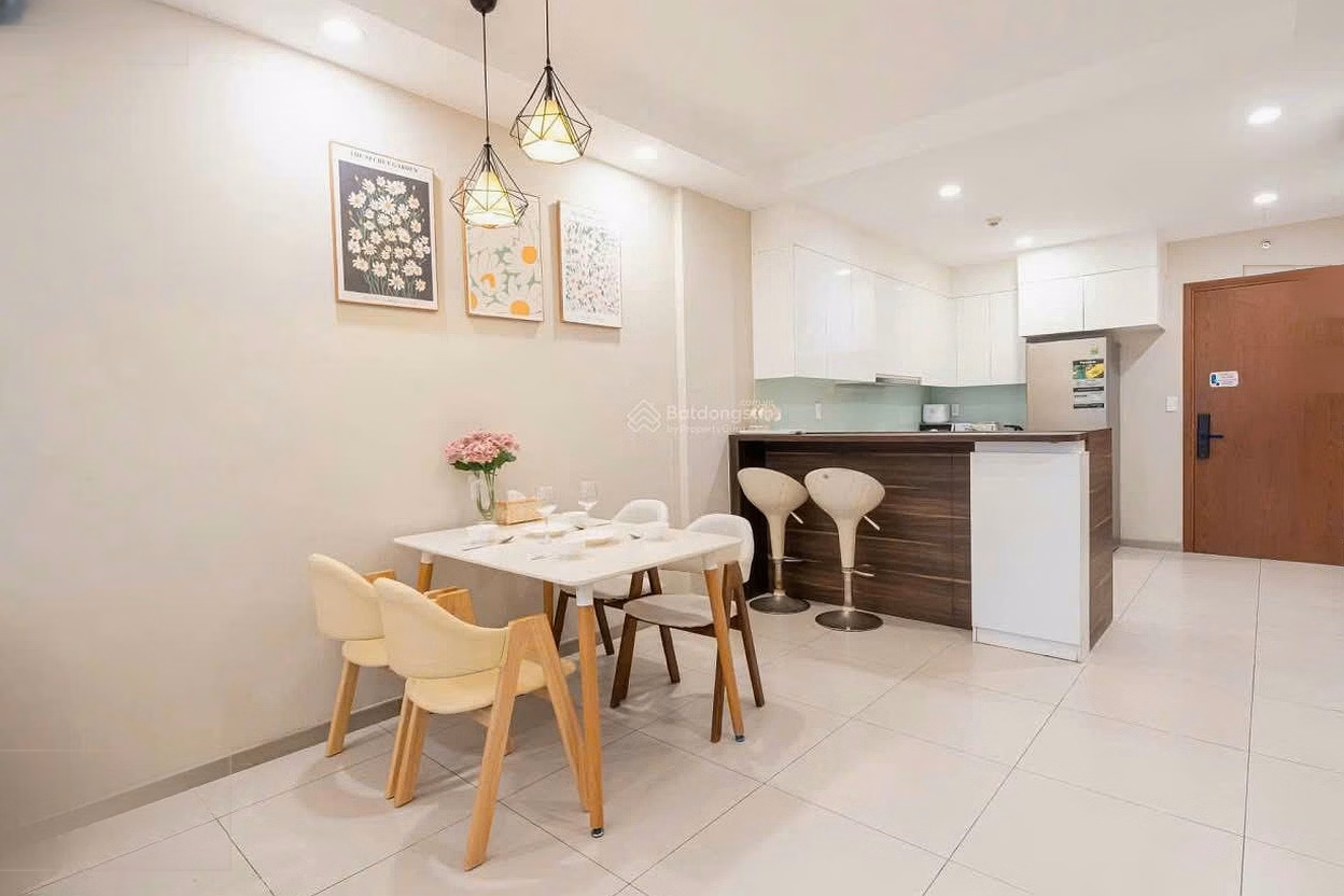 Apartment for sale with Pham Van Dong street view 50m²-2 Billion - Separate pink book Available Fully furnished with 70% bank loan support