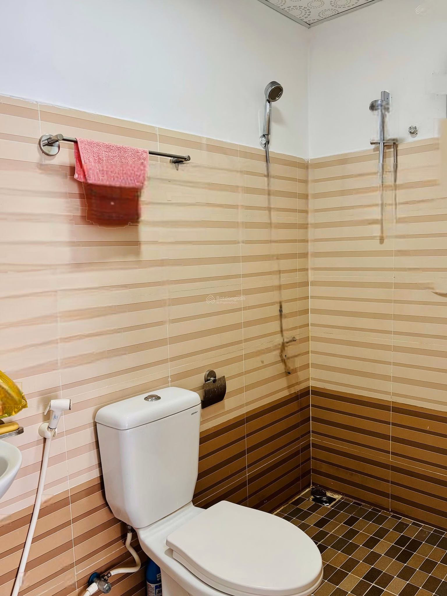 Hoang Quan Nha Trang apartment for sale, 55m2, 2 bedrooms, fully furnished, separate pink book, price 2,190 billion