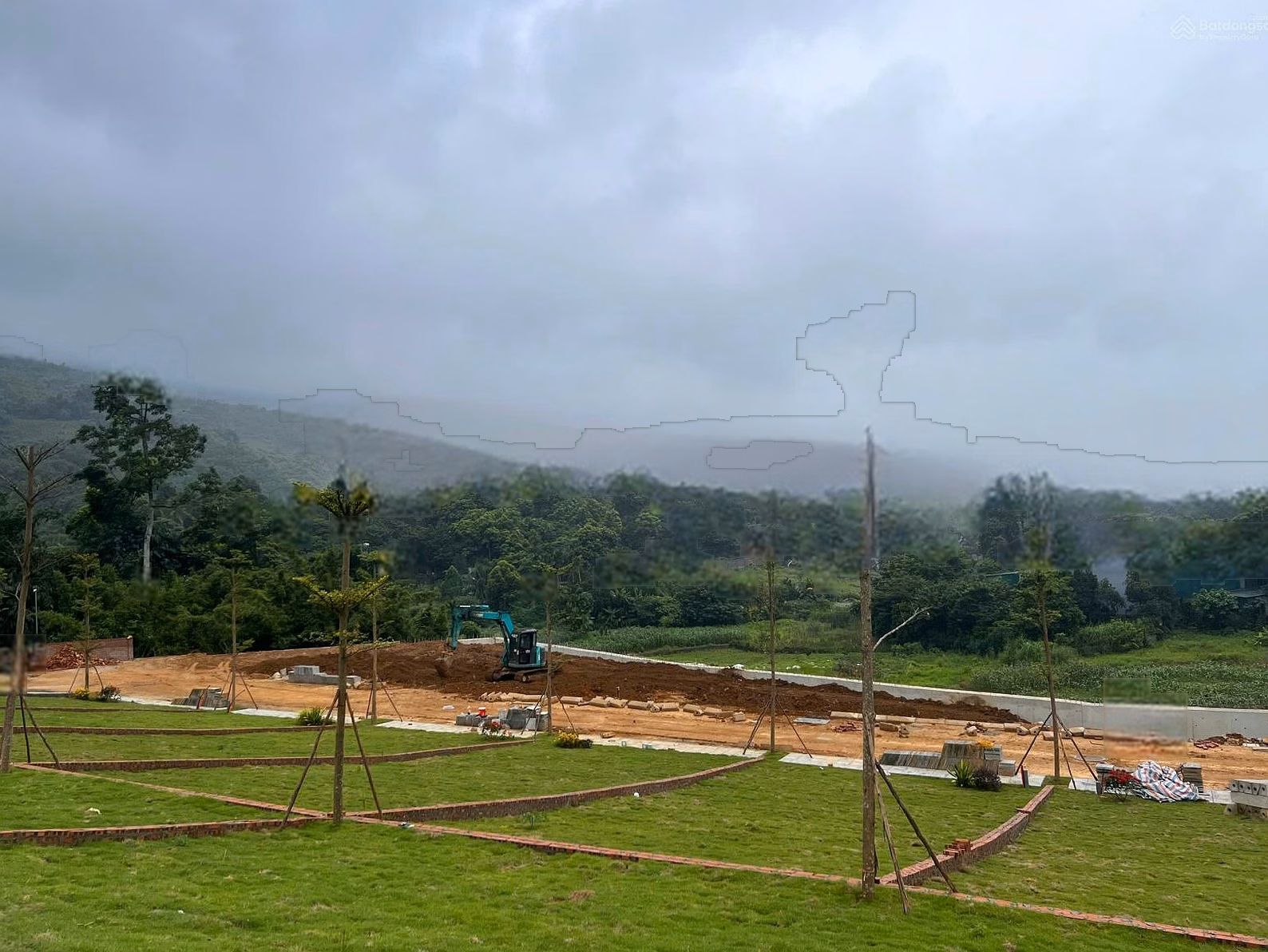 Hoa Lac resort land for sale, mountain view, cloud hunting - 150m2 - asphalt road - price only 18 million/m2