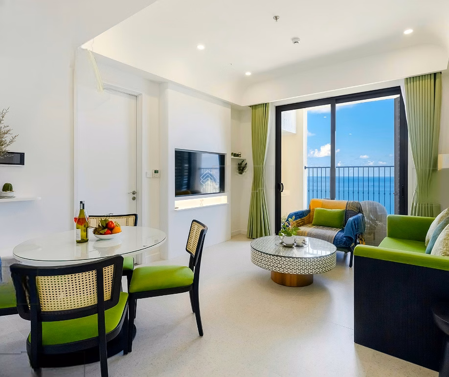 2 bedrooms high floor | nice view | The owner keeps the house very carefully | For those who prefer quality rather than cheap prices