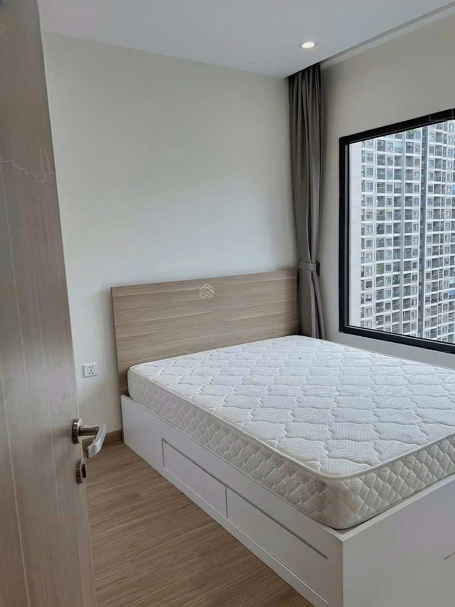Sapphire 2 2 bedroom, 2 bathroom apartment, price 8 million, 63 square meters, fully furnished. Why does the landlord rent at this price at Ocean park?