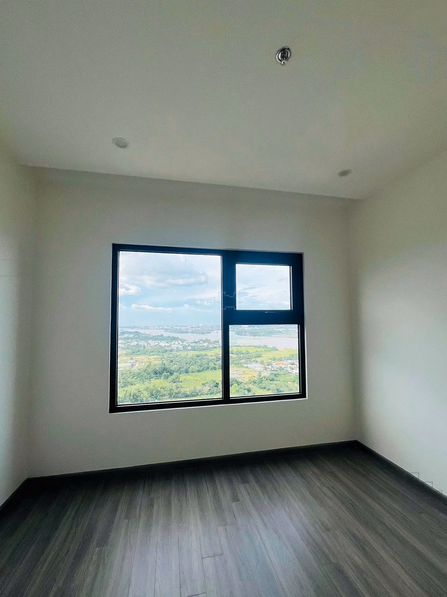 Selling 3 BEDROOM THE BEVERLY SOLARI RIVER VIEW 4TY5 INCLUDING TAXES AND FEES - SELLABLE TO FOREIGNERS