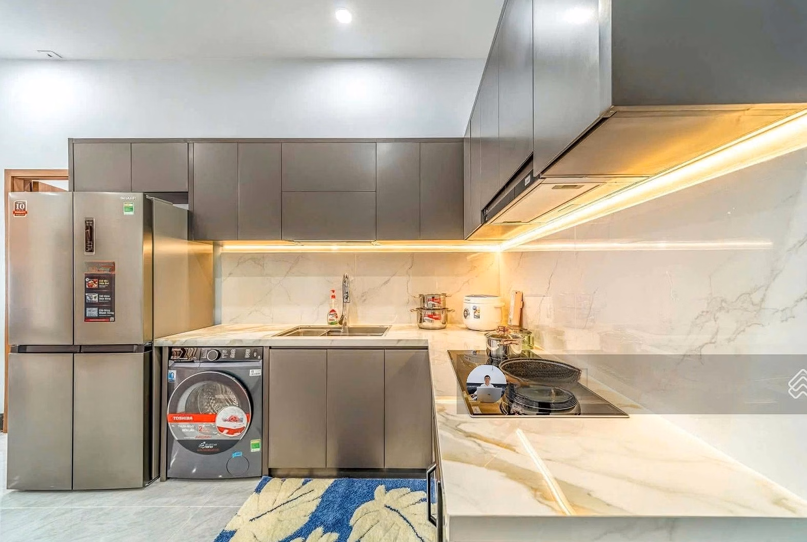 Pool villa for rent - Xuan Quynh Street - 5 rooms - 5 bathrooms - Fully high-class furniture