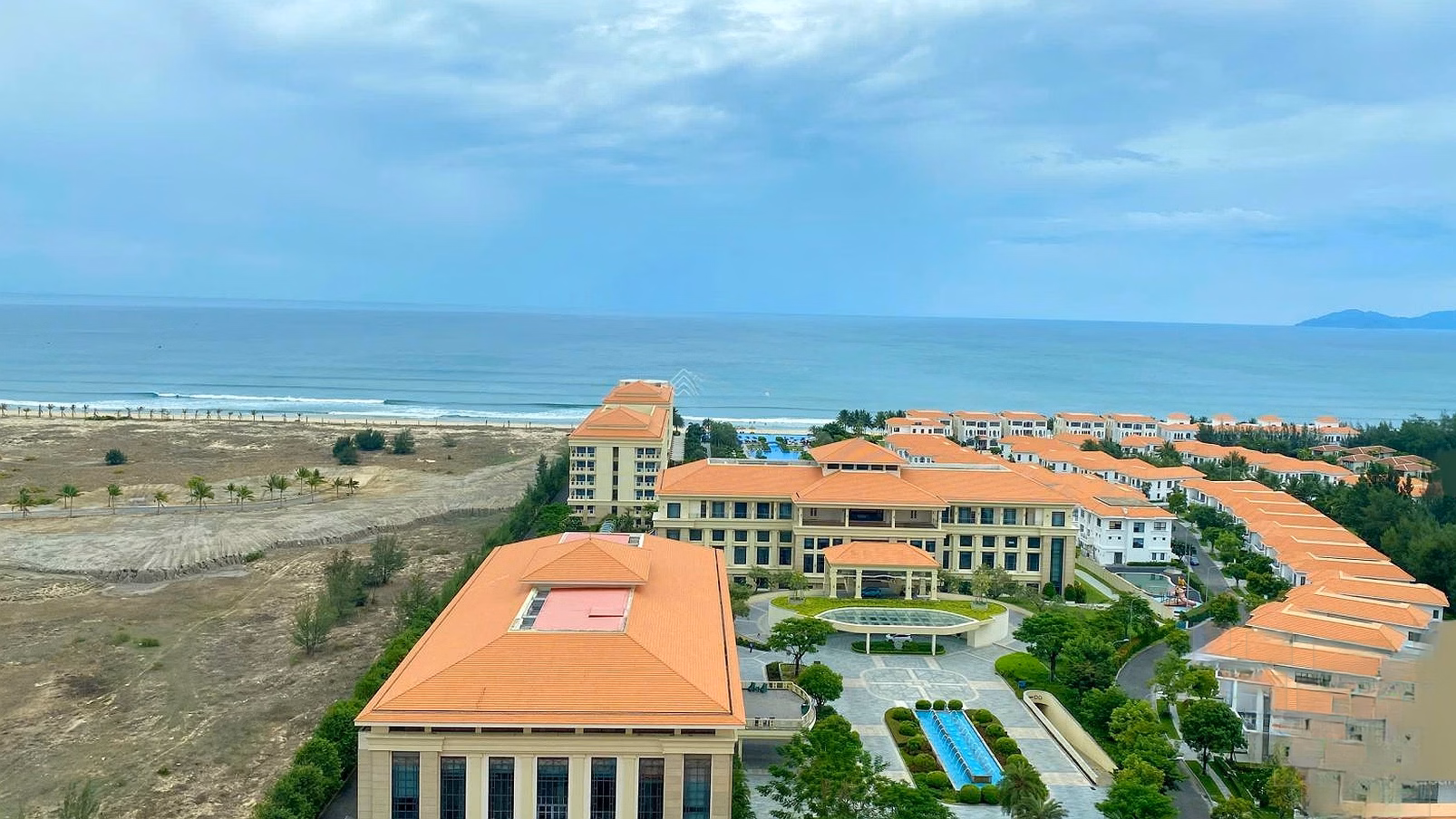 3-bedroom corner apartment with direct ocean view of Ruby Newtown Diamond building is both rare and most sought after