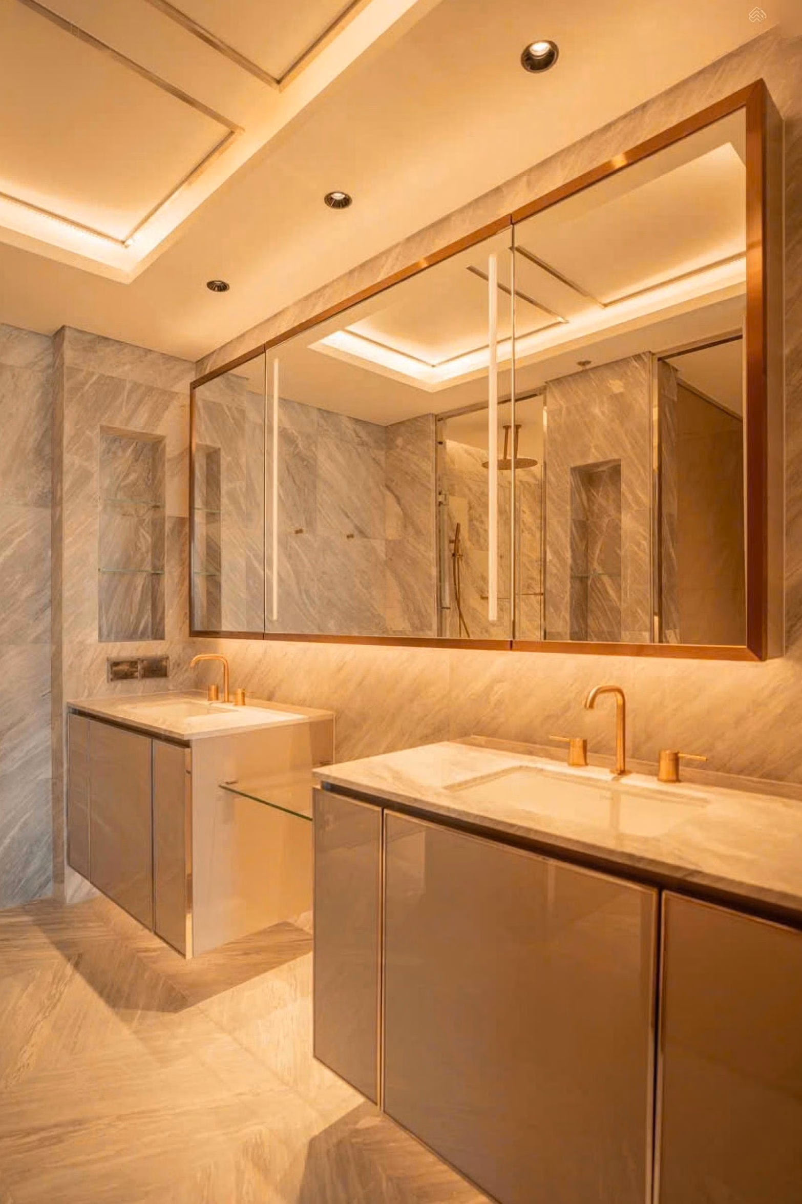 Grand Marina Saigon | Latest Rental Shopping Cart T8 | 1 Bedroom From 35 Million | 2 Bedrooms From 59 Million | 3 Bedrooms From 117 Million