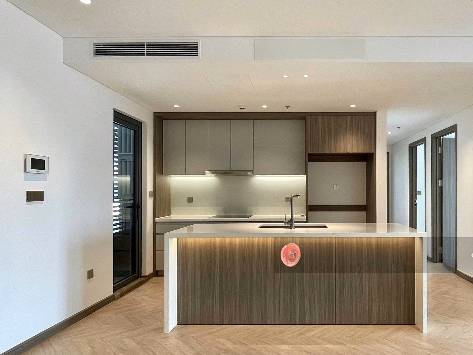 4N, 3WC, South direction for rent, N01T6 Han Jardin, high-class Diplomatic Corps, view of Shilla hotel, West Lake