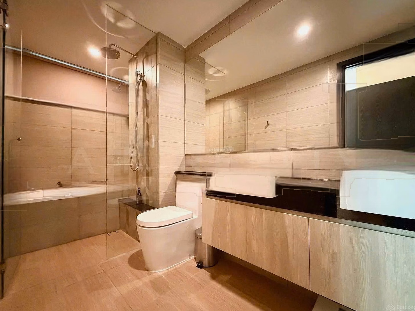 March 24 for 4 bedroom + 1 apartment at Feliz en Vista, investment price. View house 24/7