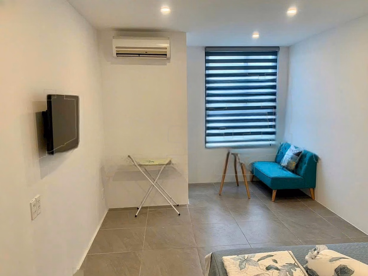 Studio apartment for rent, price only 10 million, 30m2 at Orchard Garden next to Gia Dinh CV