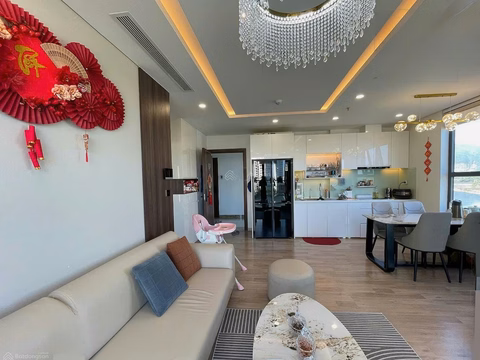 CT1 Luxury Riverside-Nha Trang apartment for rent by owner, area 76m2