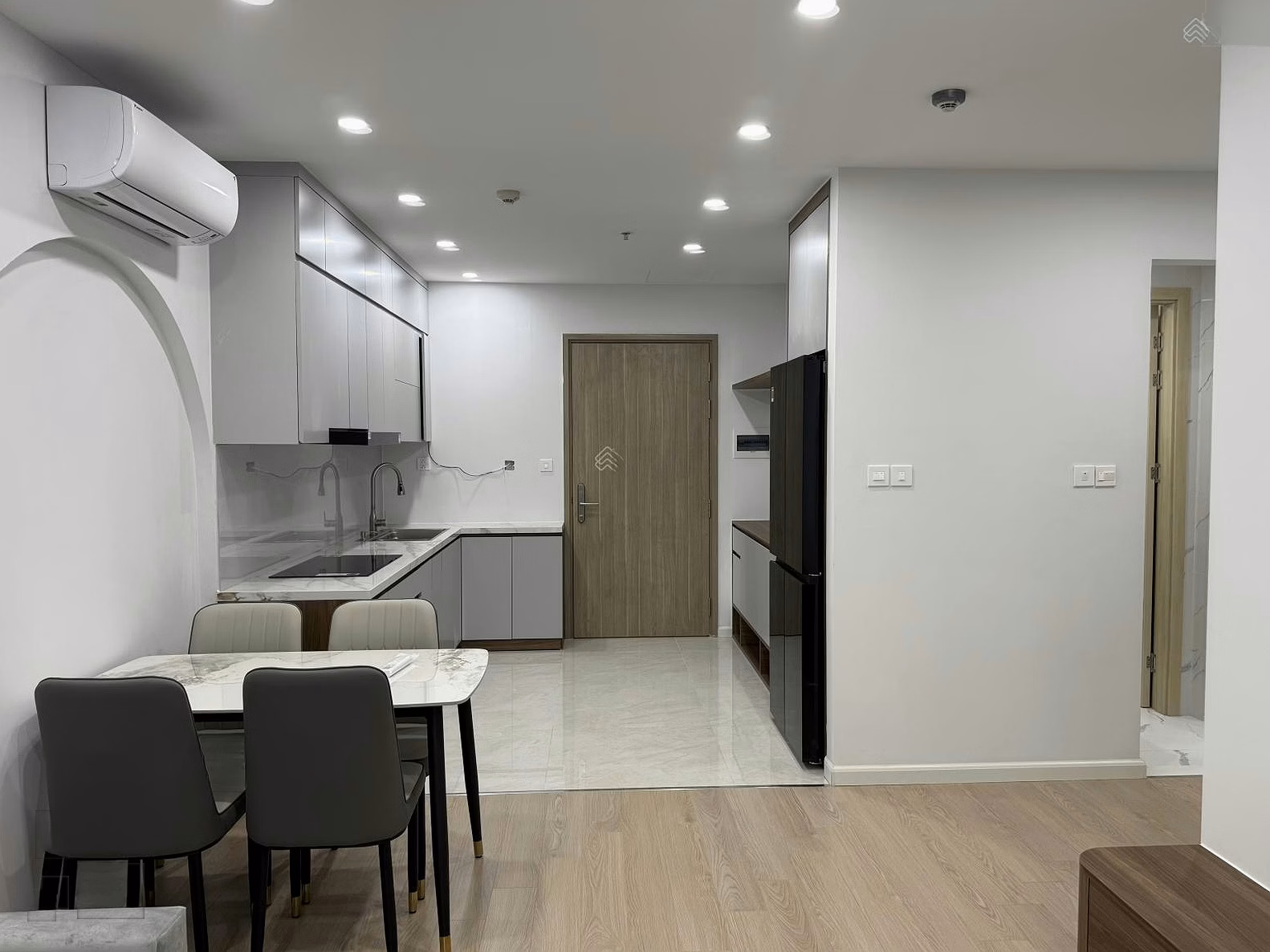 Apartment for rent S2.1202SH20, Vinhomes Ocean Park Gia Lam, 11 million VND, 55 m2, Owner, long term