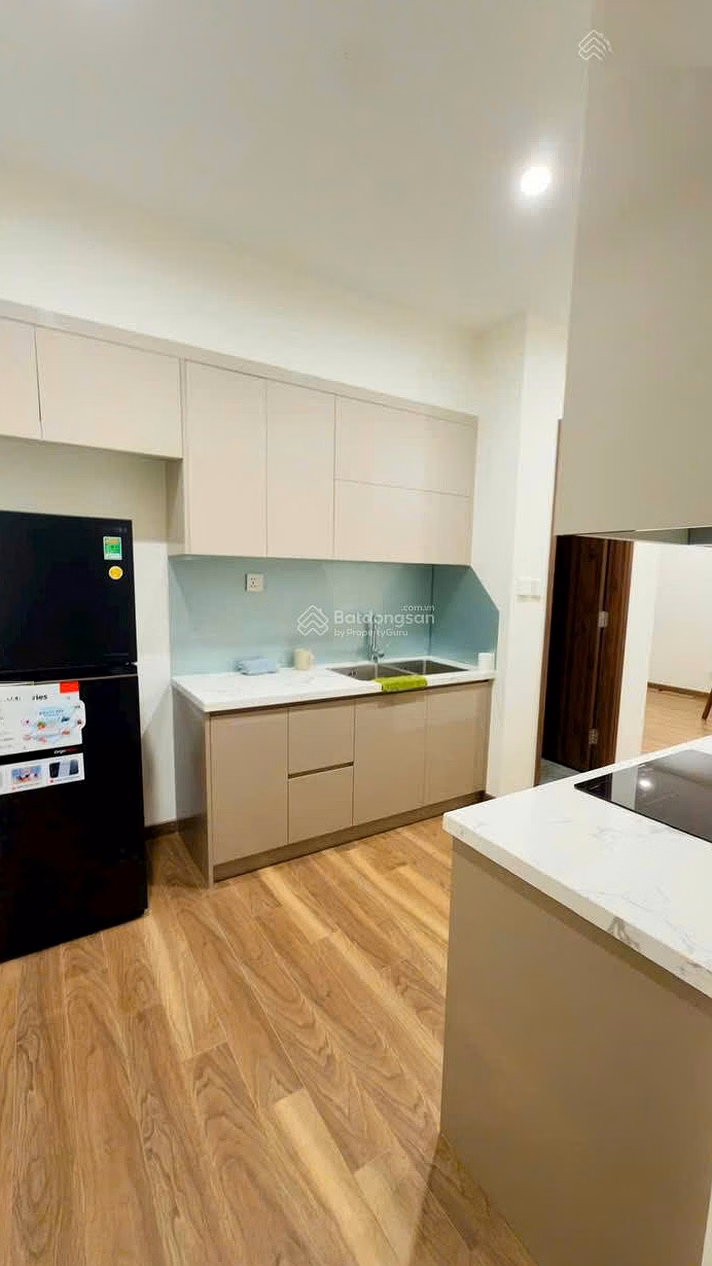 The owner sent to rent 2 bedrooms 2 bathrooms at The Zurich Ocean Park 69m fully furnished, open view, reception, security 10 million