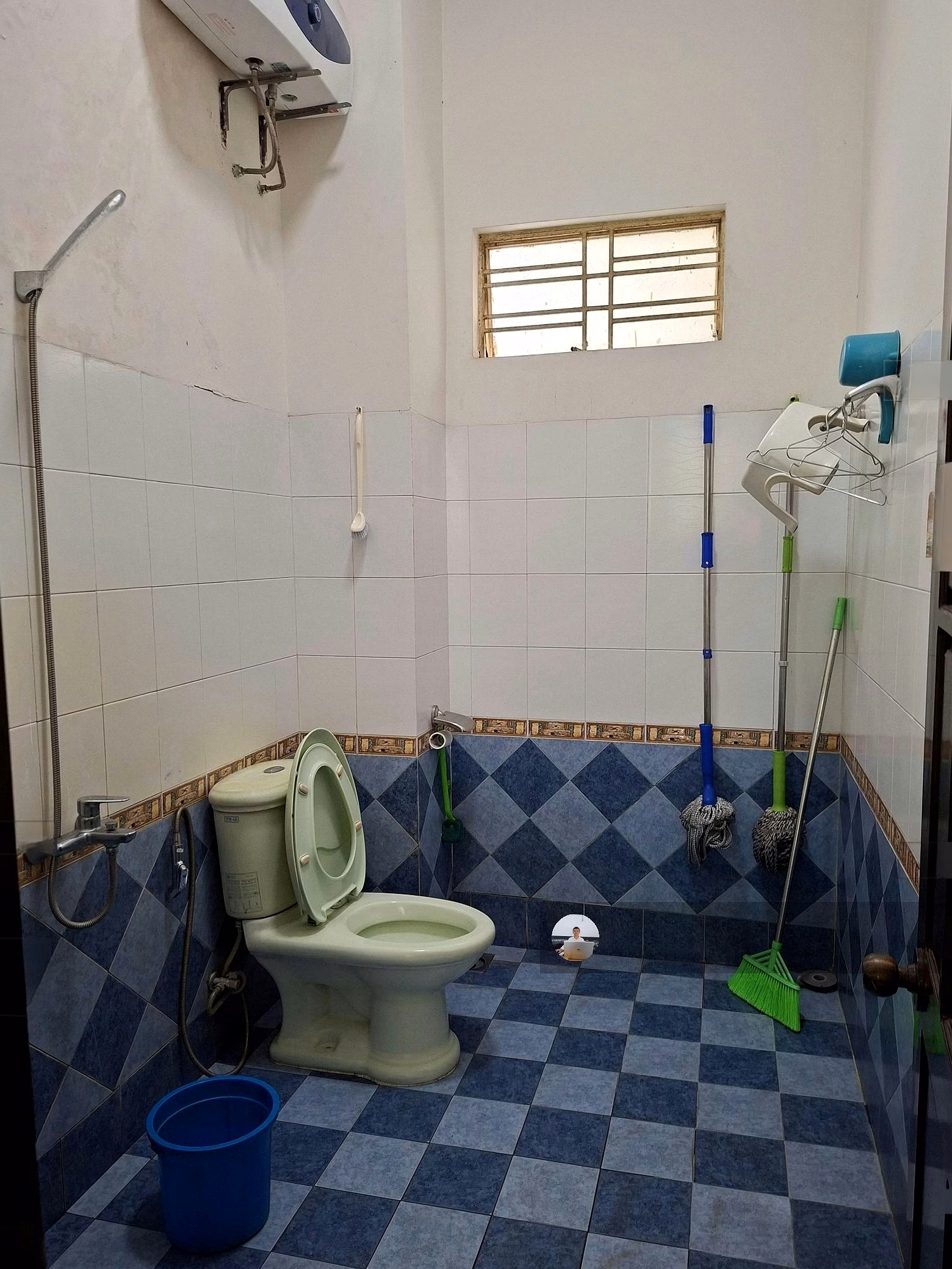3-storey house for rent: Giang Van Minh - 4 bedrooms - fully furnished