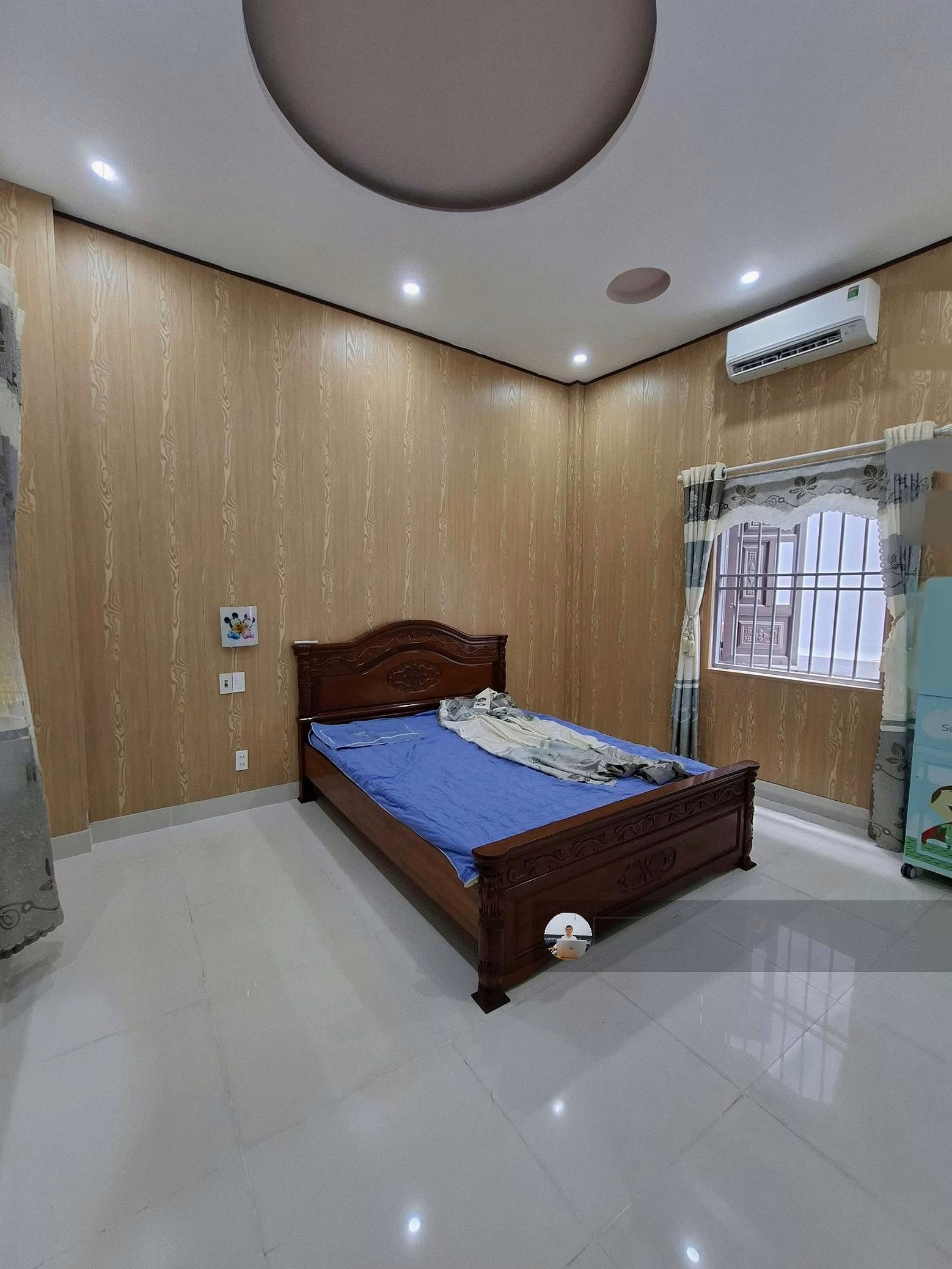 3-storey house for rent on Binh Hoa 4 street - beautiful new - 3 bedrooms - car yard