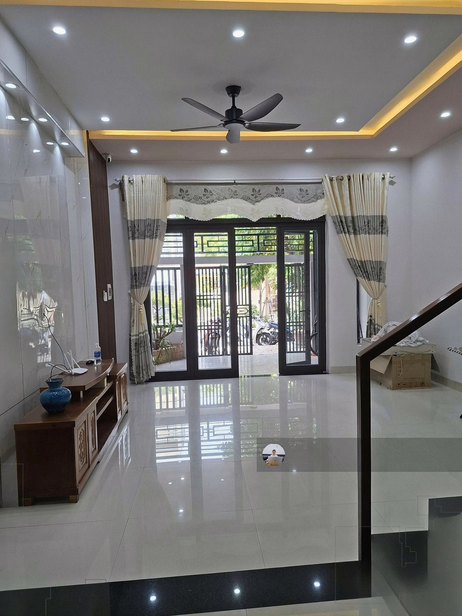 3-storey house for rent on Binh Hoa 4 street - beautiful new - 3 bedrooms - car yard