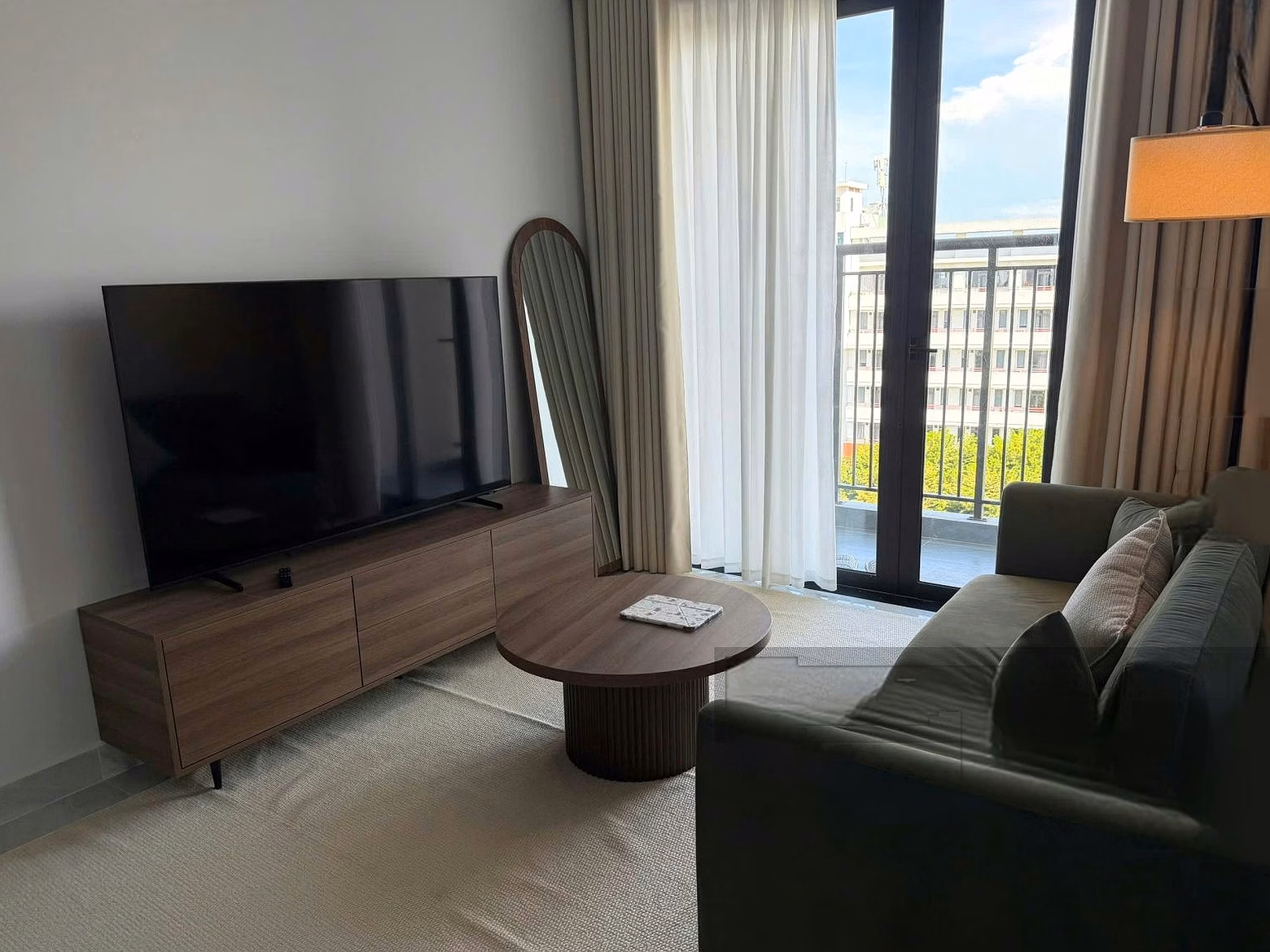 Rare item Vista Residence 76m², 2-bedroom design, fully furnished, only 16 million/month