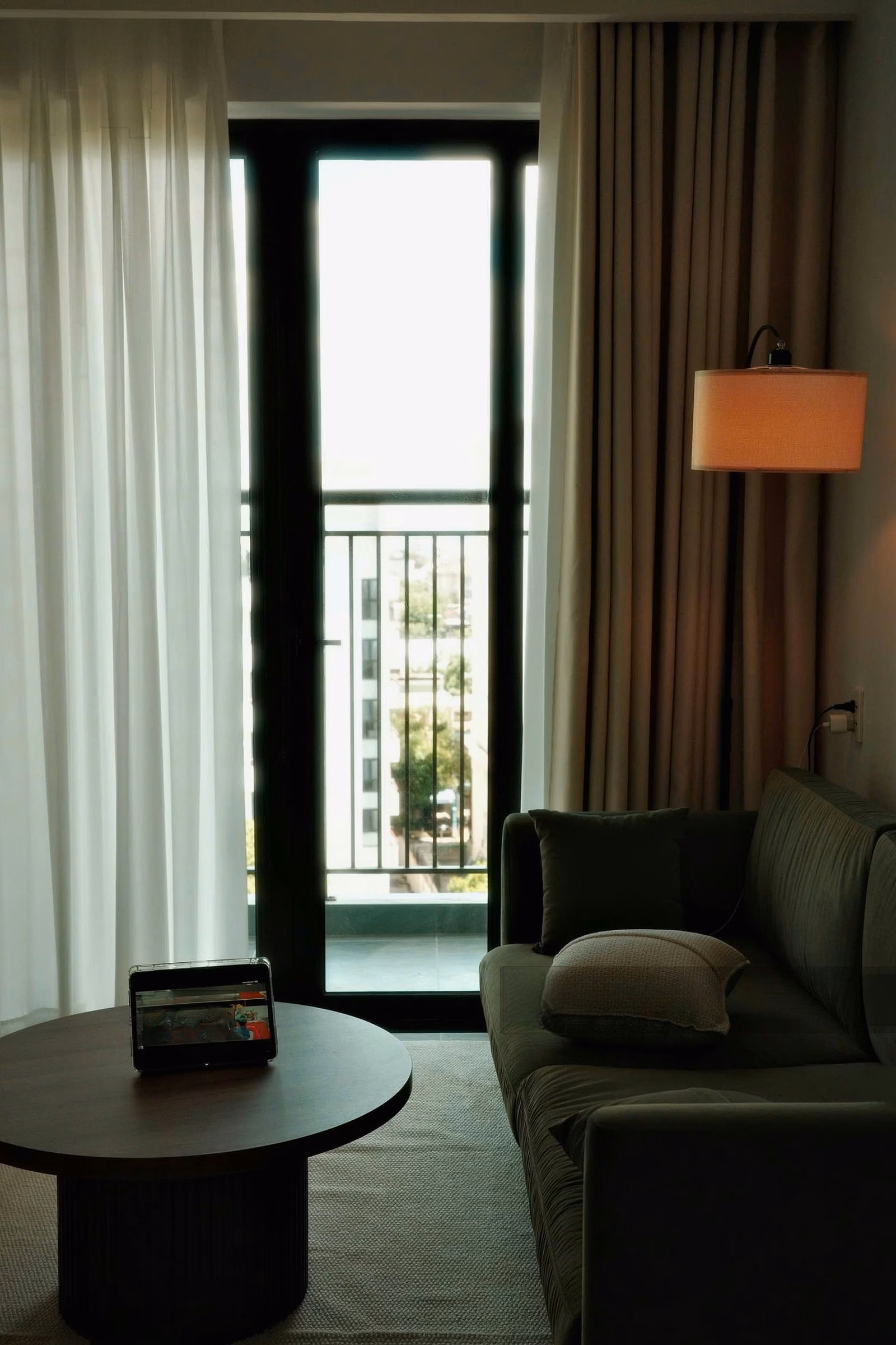 Rare item Vista Residence 76m², 2-bedroom design, fully furnished, only 16 million/month