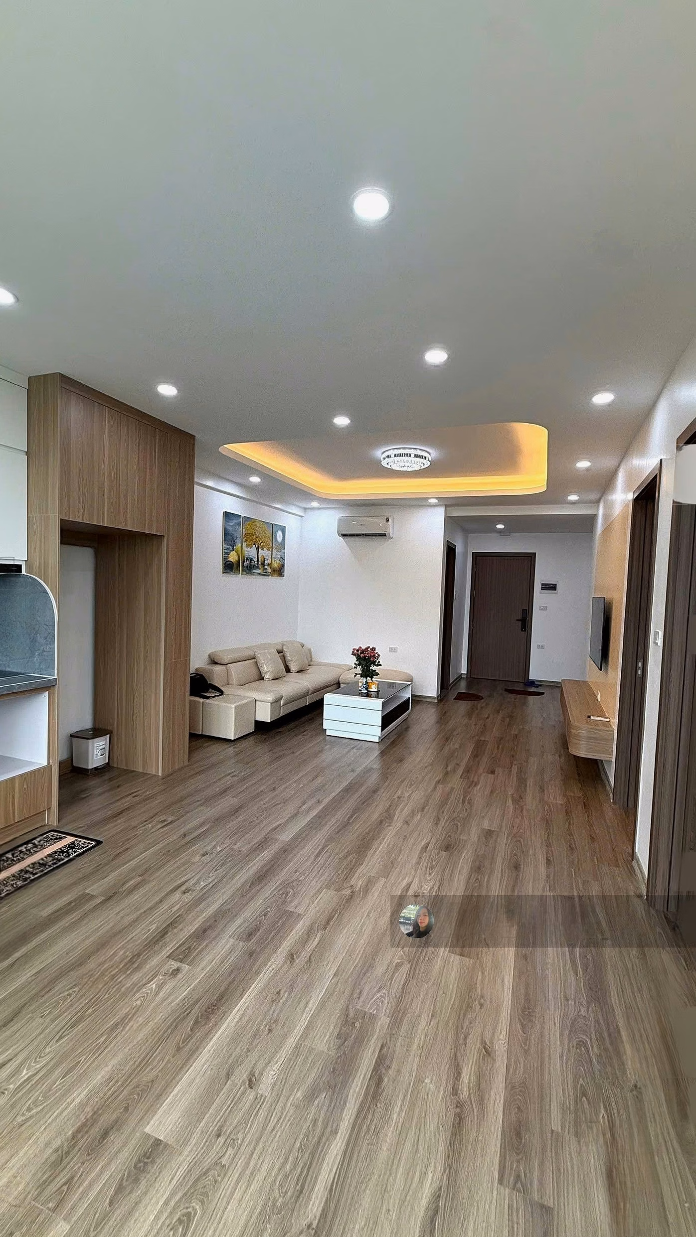 Nam Trung Yen Lo apartment for sale Corner 70m2 full furniture price only 6 billion negotiable 0927 113 ***