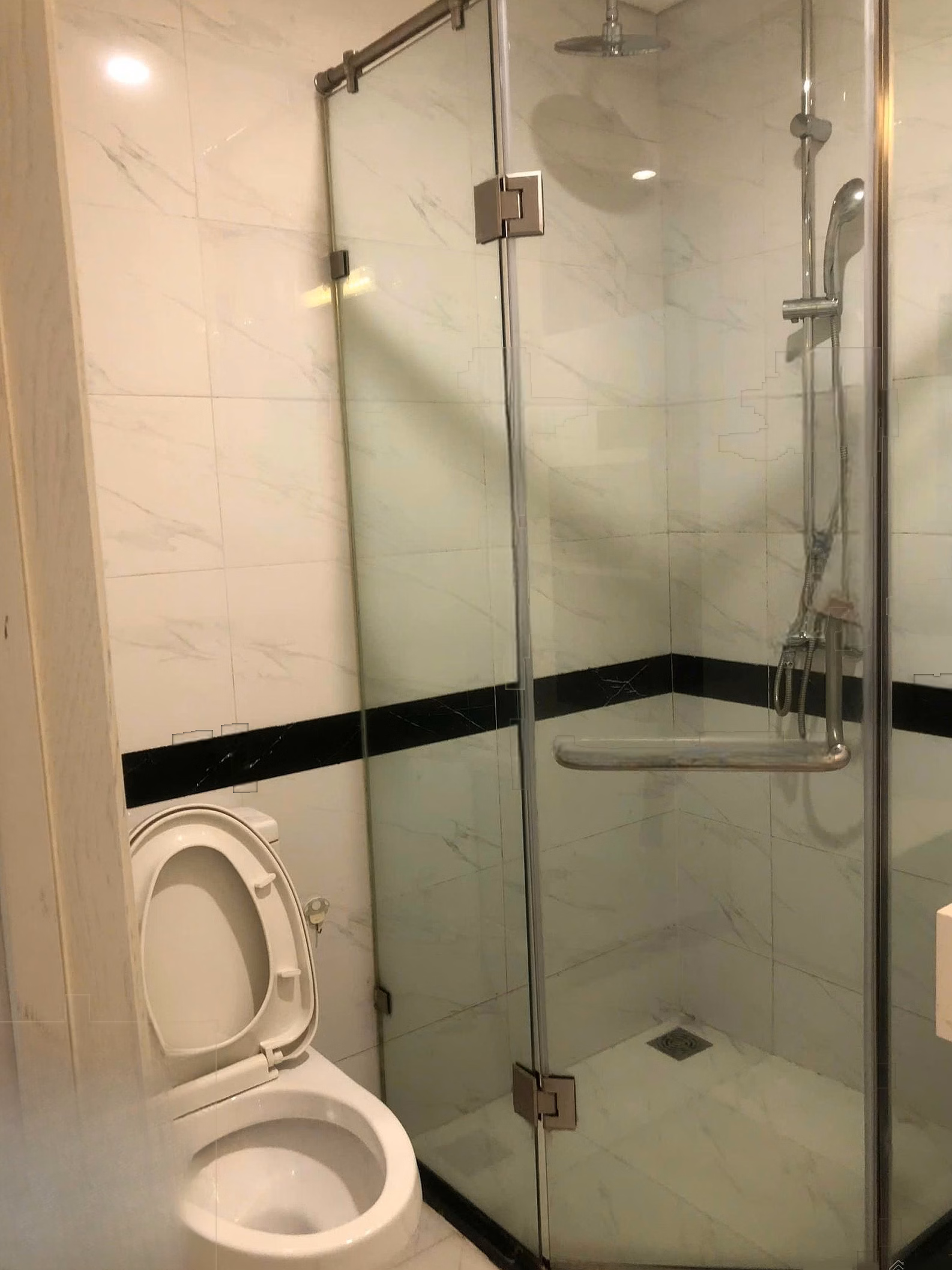 My Dinh Pearl - I have a fully furnished 1-bedroom-2-bedroom apartment available for immediate move-in price only 12 million/month***