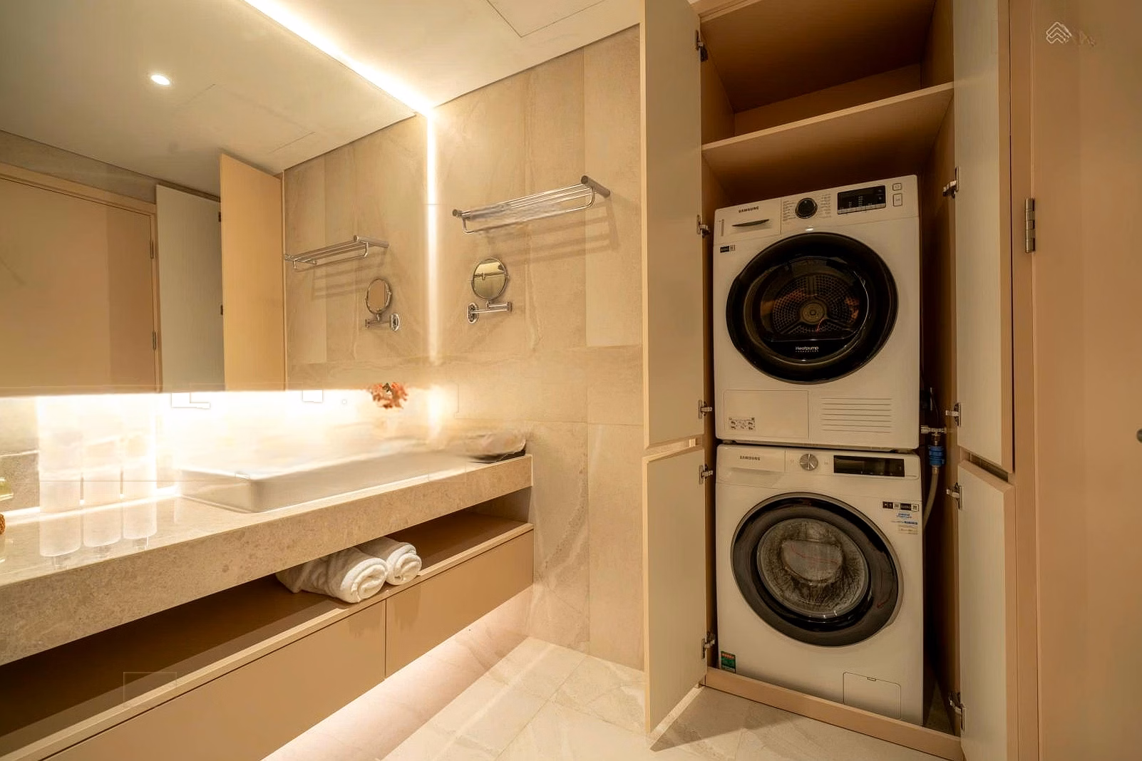 Short - medium - long term housing rental