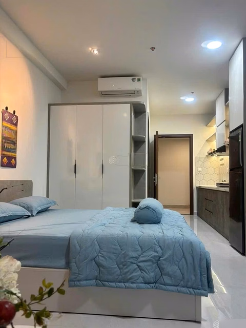 Quick rental 1 bedroom apartment fully furnished, beautiful house, empty house ready to move in, priced at 10 million