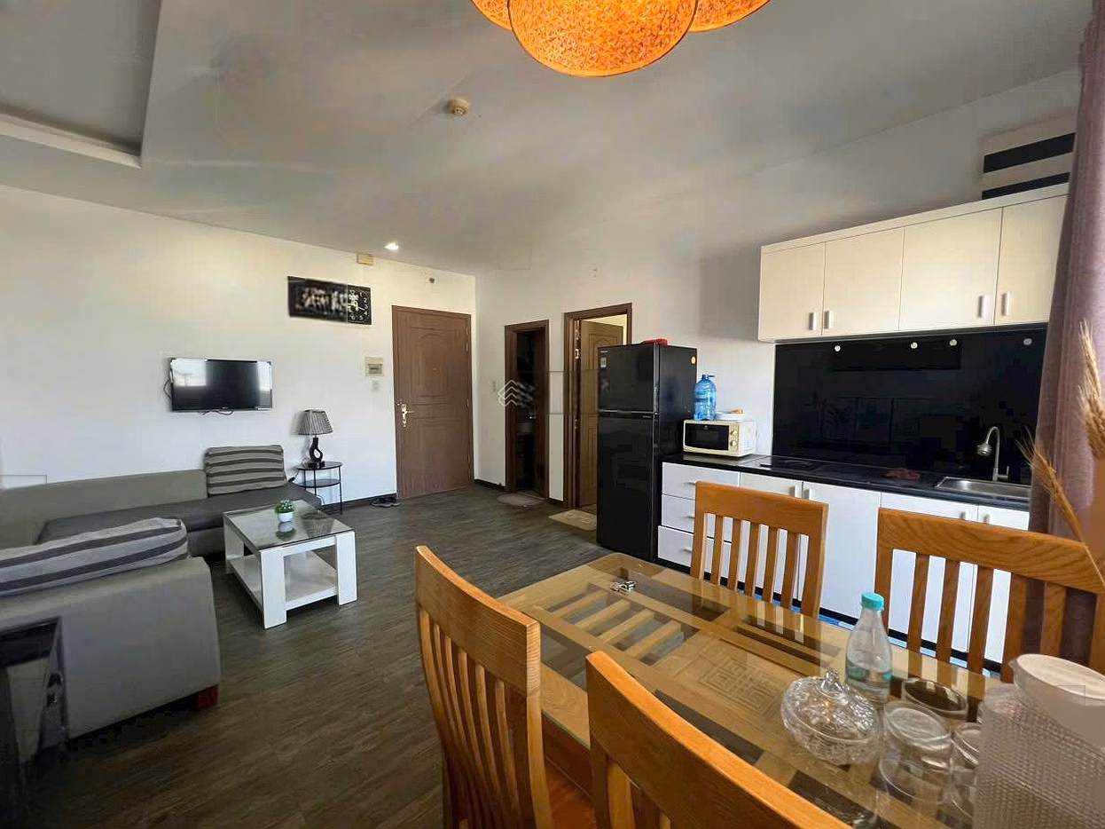 The owner needs to take care of work so he is selling the Muong Thanh apartment at 60 Tran Phu, area 50m2, for a cheap price of only 2 billion 030 million