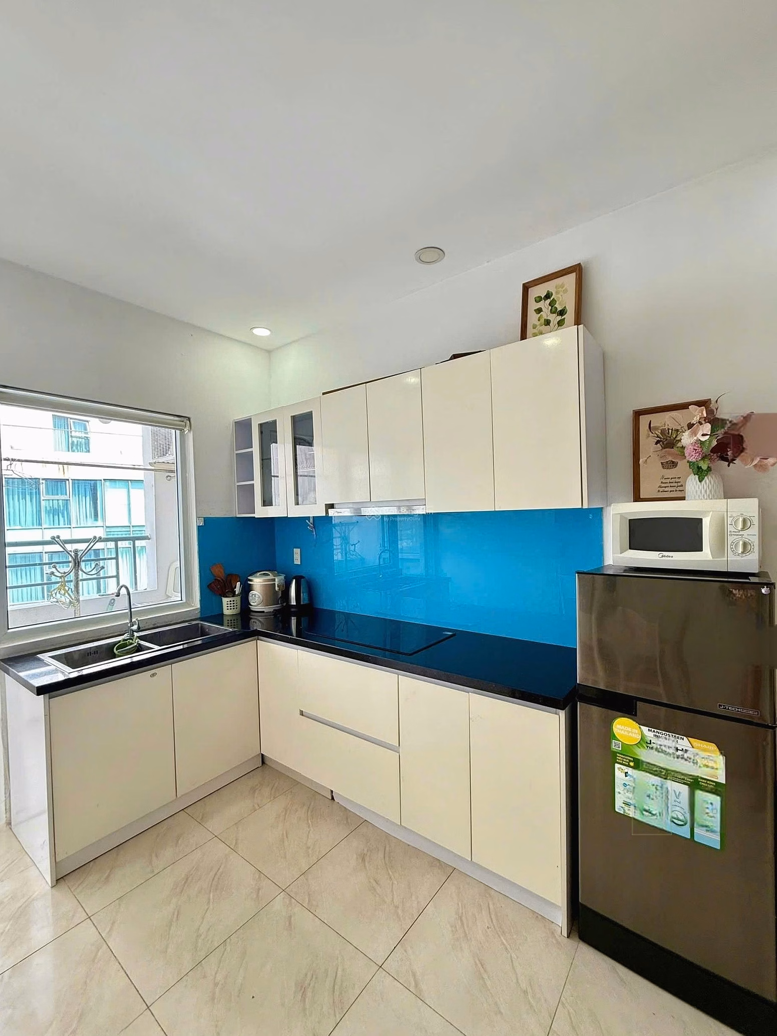 12 million/month, bring your suitcase and move in! 2 bedroom apartment near Muong Thanh Vien Trieu beach