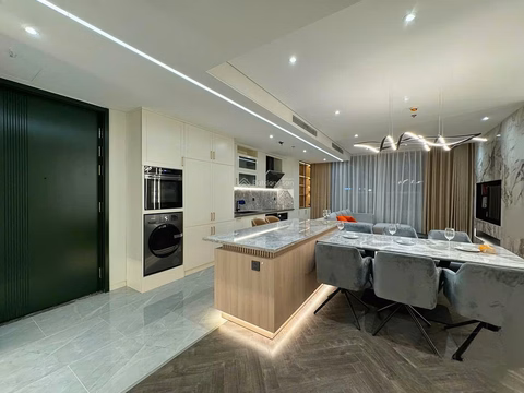 Studio apartment for rent - 2.3 bedrooms - 1.5 bedrooms lake view from only 14 million at Vinhomes D'Capitale