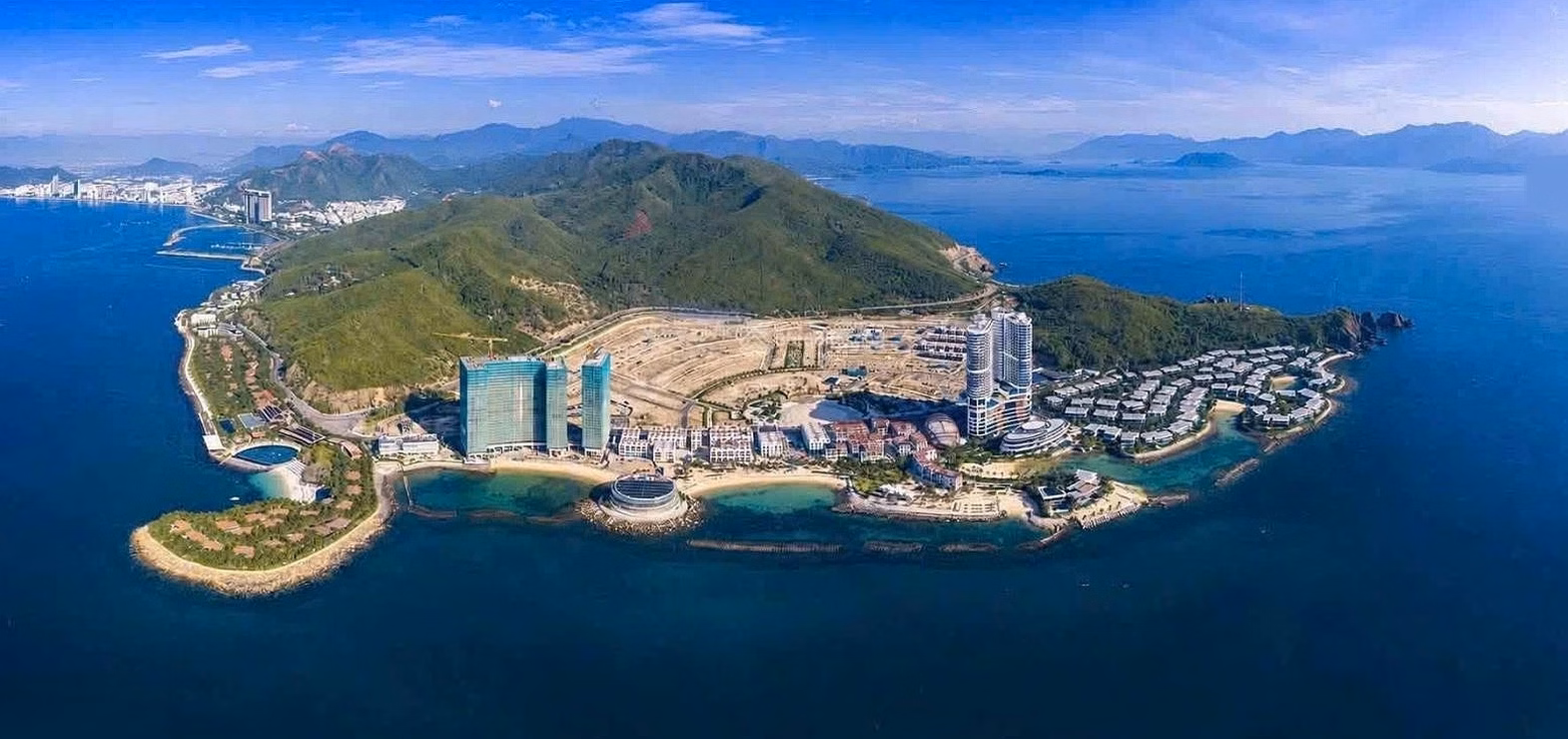 PARAMOUNT BUILDING SEA VIEW APARTMENT FOR RENT, 1 BEDROOM, FULLY FURNISHED, 13 MILLION/MONTH