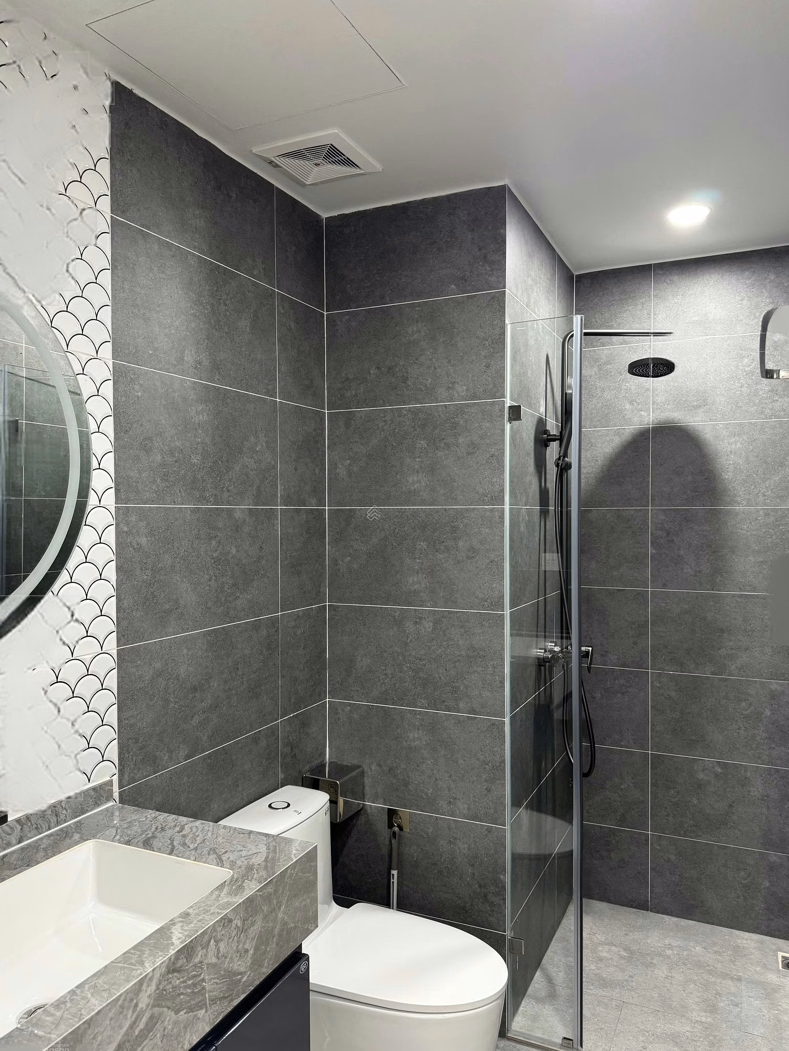 The owner sent it! 2N apartment for rent at Sunshine Riverside, basic & full options, come in, car slot available