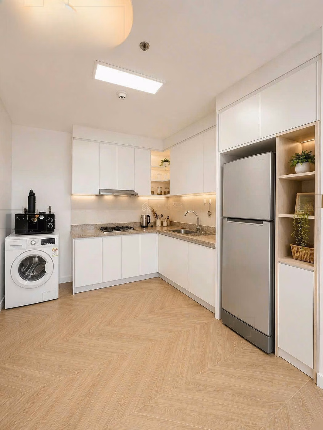 Apartment for rent with 2 bedrooms, 1 bathroom, 80m2 at The Manor, good price 19 million VND