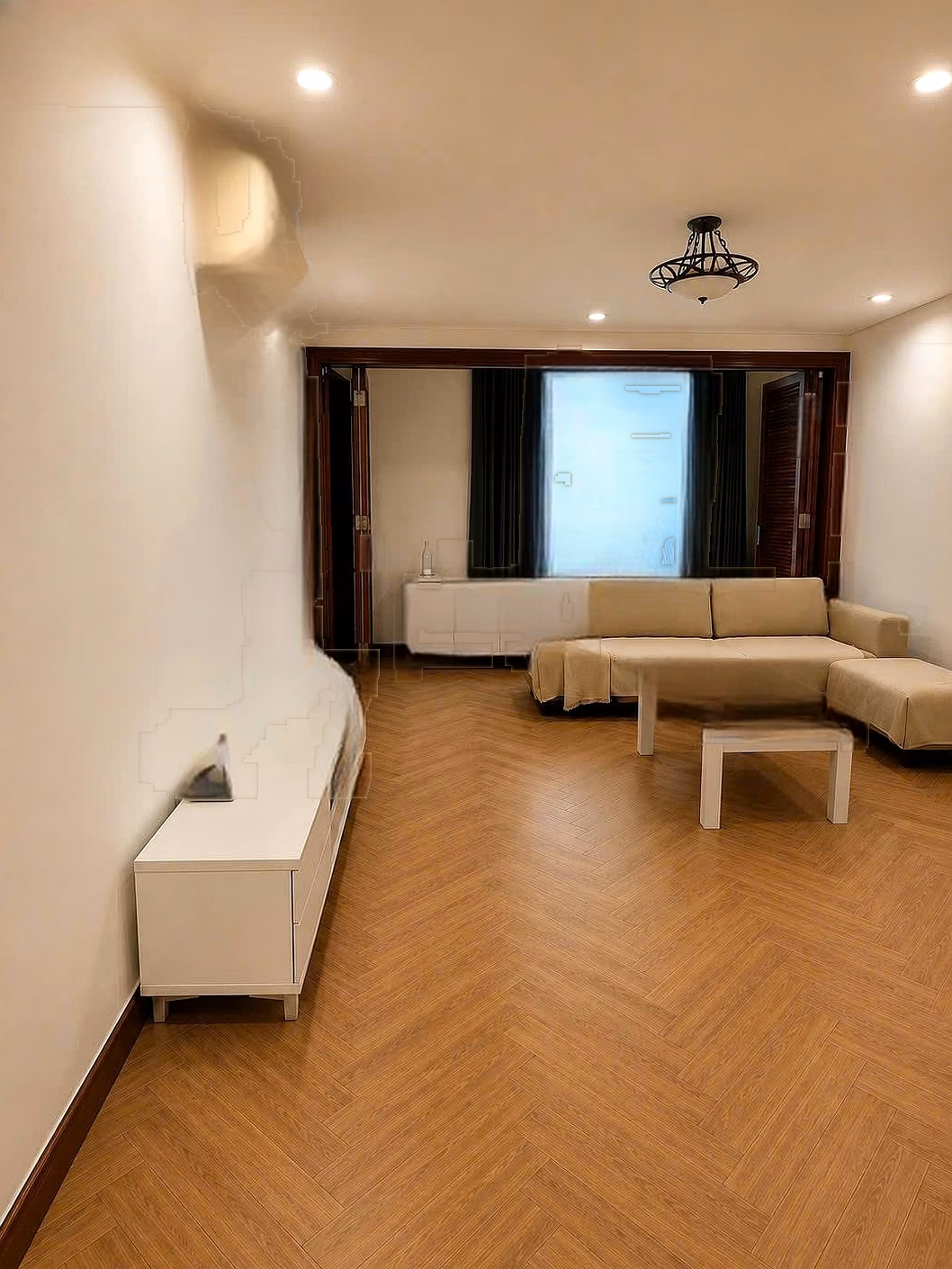 Apartment for rent with 2 bedrooms, 1 bathroom, 80m2 at The Manor, good price 19 million VND