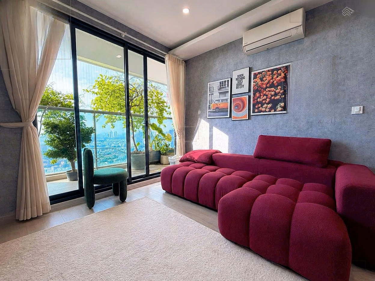 Urgent sale within the week of Ha Dong Millennium Tower 100m2, 3 bedrooms, 2 with good price