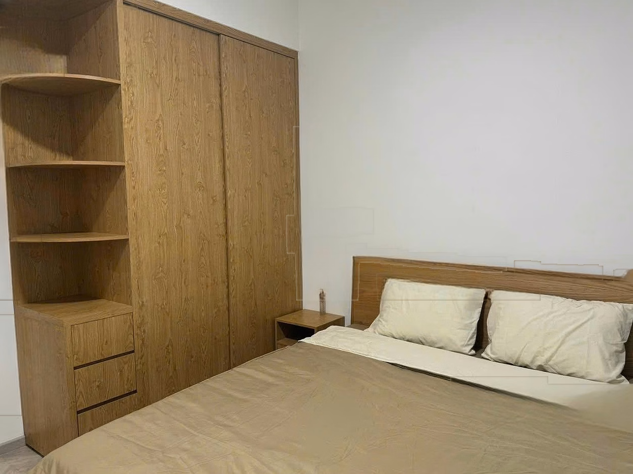 Landlord needs to rent Vinhomes Grand Park urgently, price is cheaper than market, move in now!!!