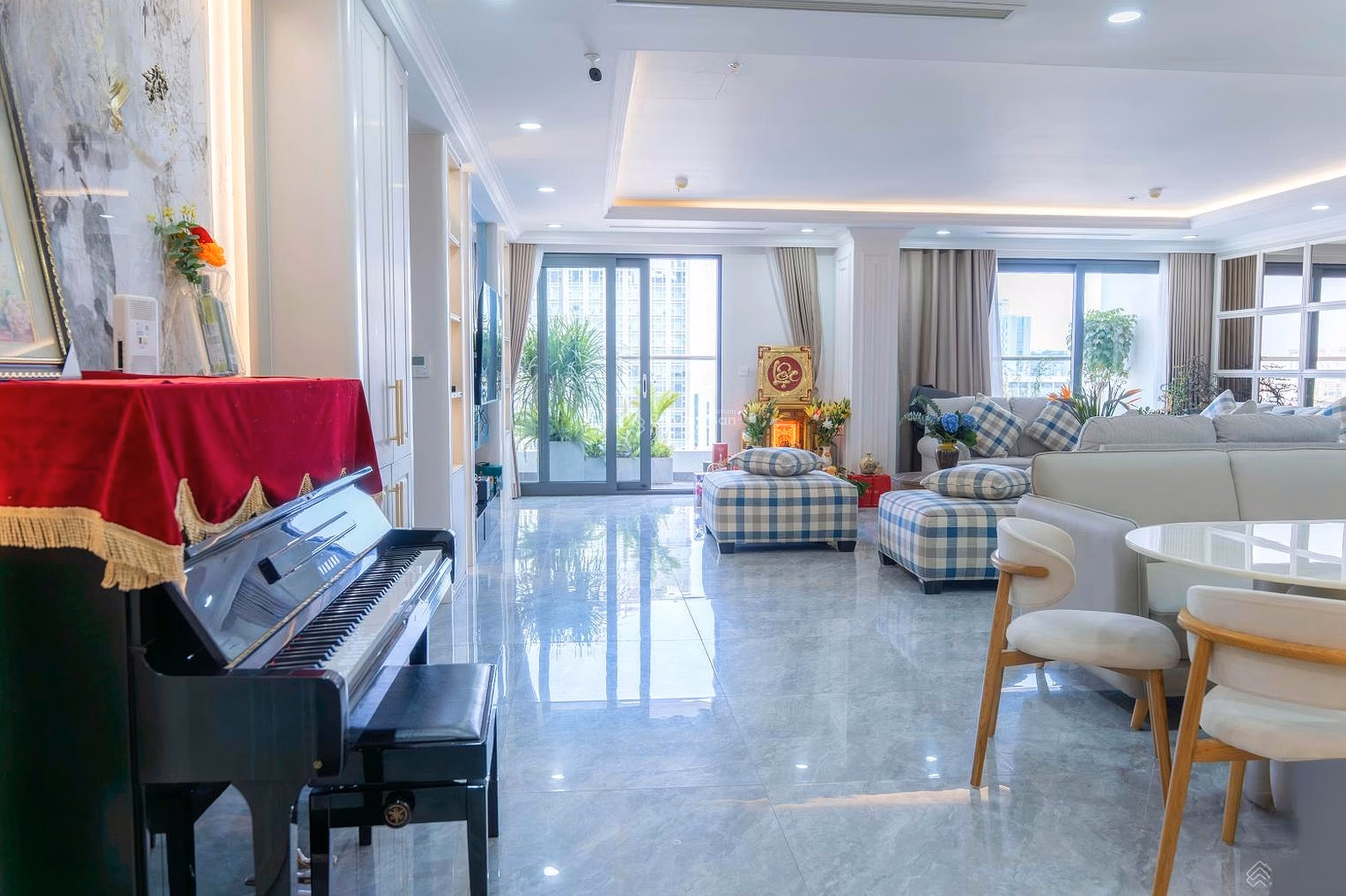 38 BILLION owns a 6 BEDROOM 238m2 apartment at Capital Elite, fully furnished*** TO SEE THE HOUSE